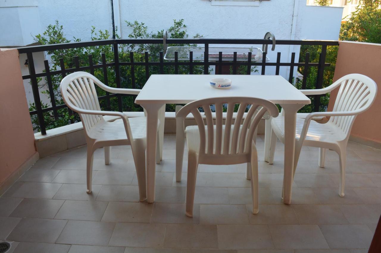 Amaril Daire Platanes  Dış mekan fotoğraf