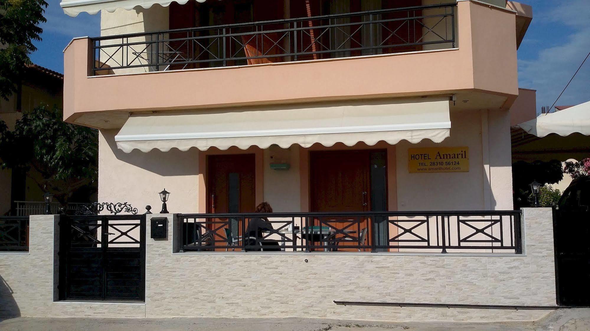 Amaril Daire Platanes  Dış mekan fotoğraf